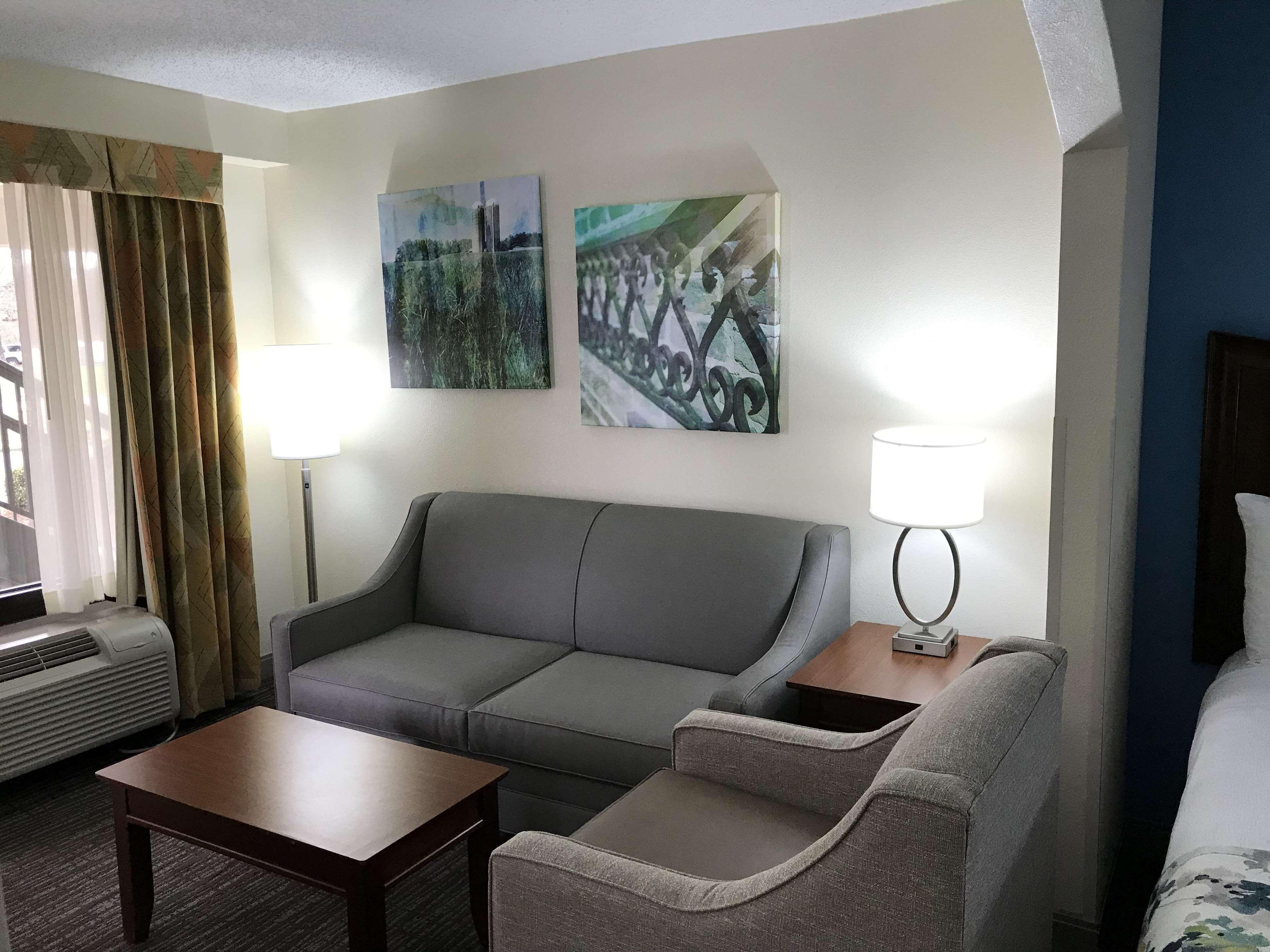 Best Western Inn & Suites Monroe Zewnętrze zdjęcie