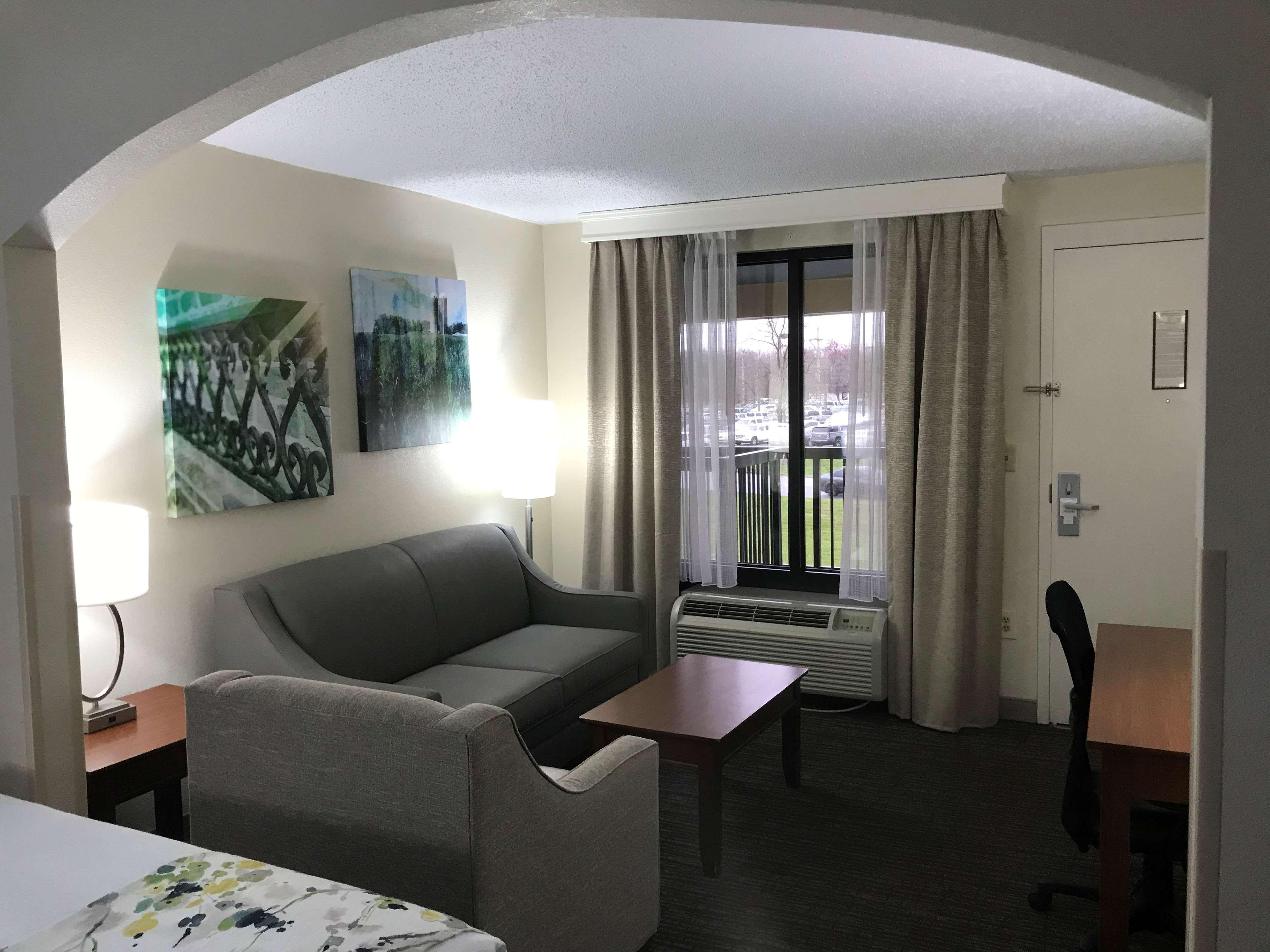 Best Western Inn & Suites Monroe Zewnętrze zdjęcie