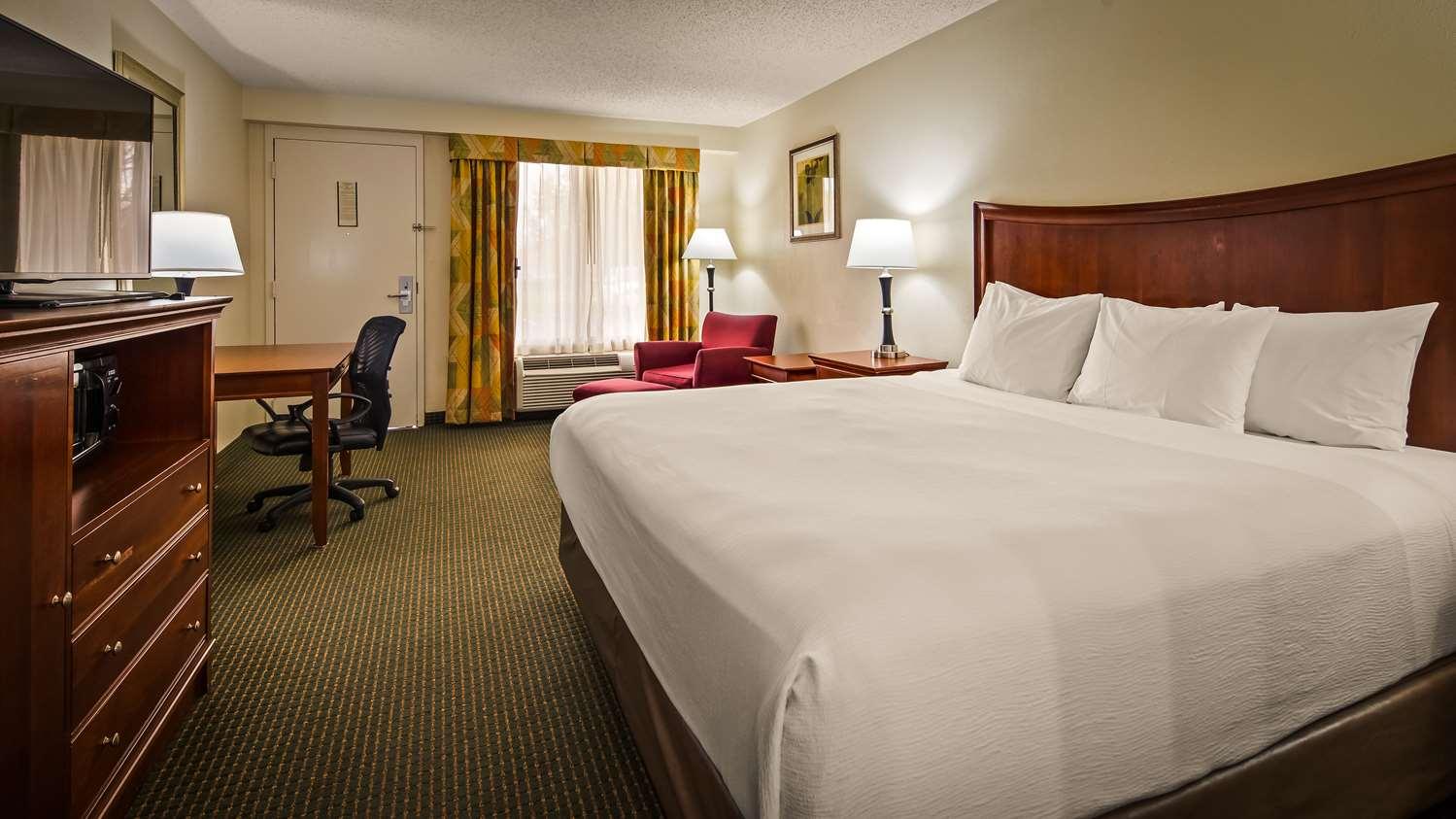 Best Western Inn & Suites Monroe Zewnętrze zdjęcie
