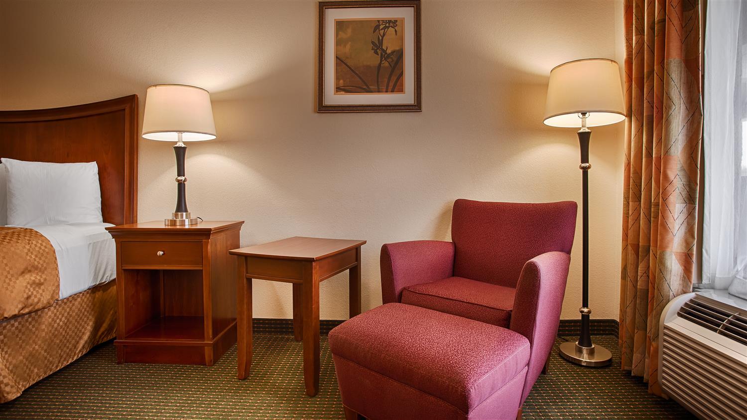 Best Western Inn & Suites Monroe Zewnętrze zdjęcie