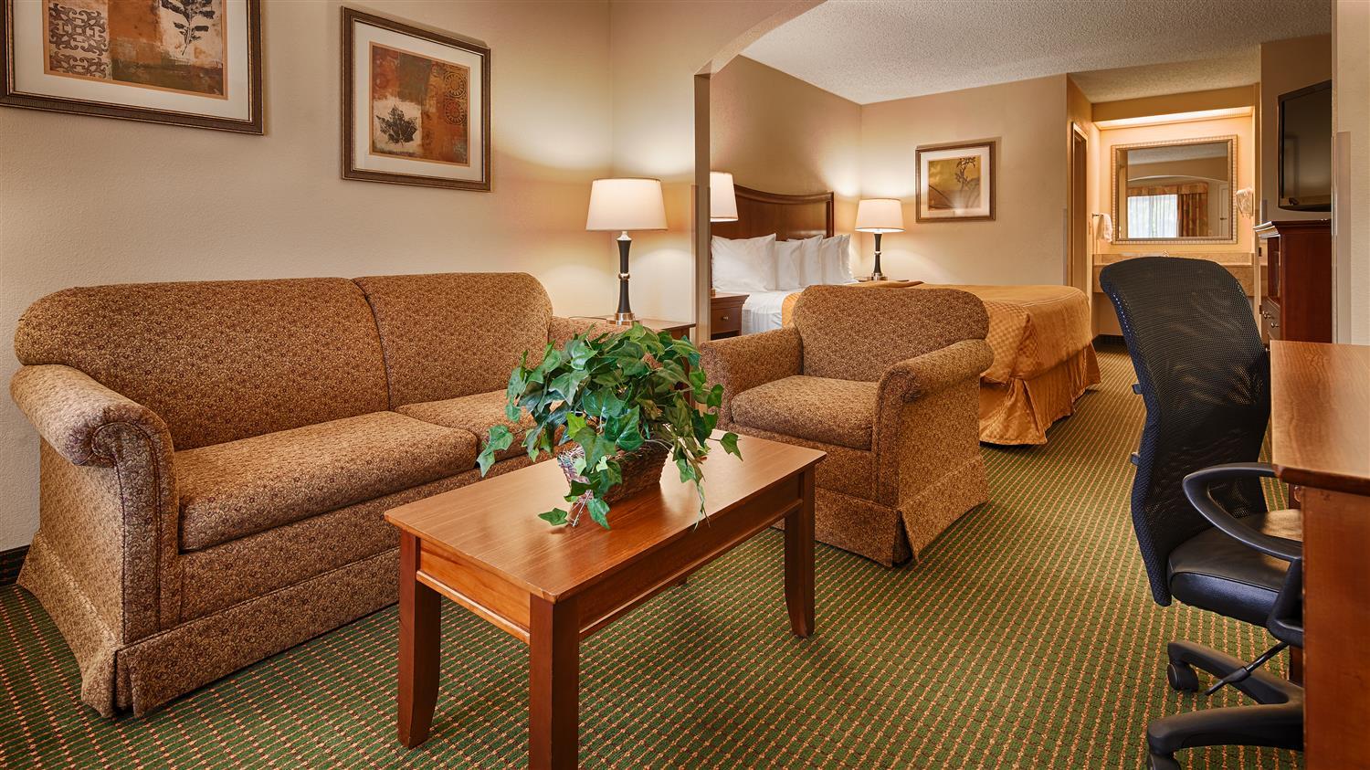 Best Western Inn & Suites Monroe Zewnętrze zdjęcie