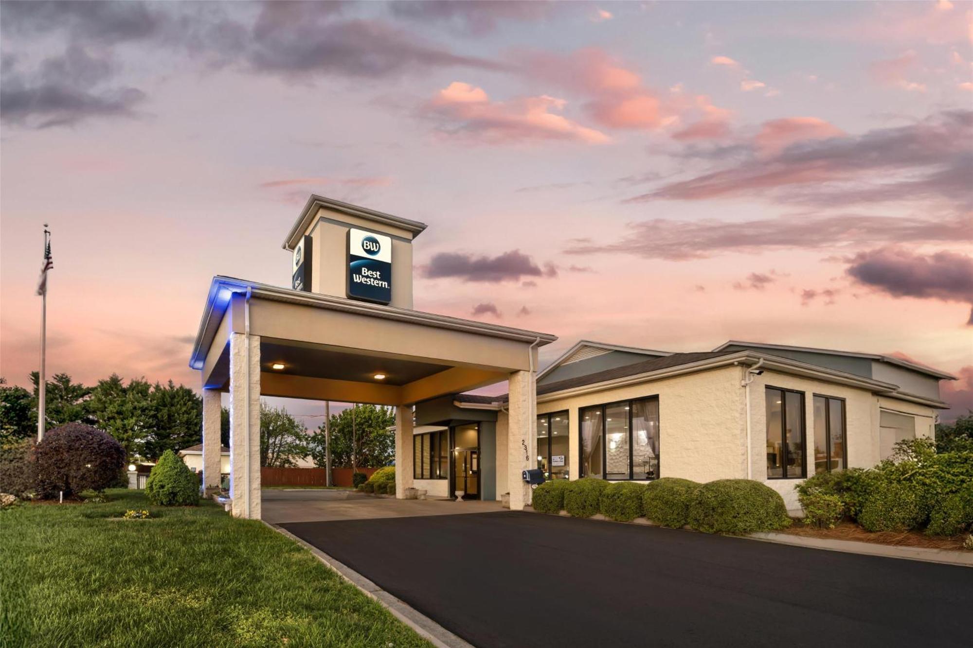 Best Western Inn & Suites Monroe Zewnętrze zdjęcie
