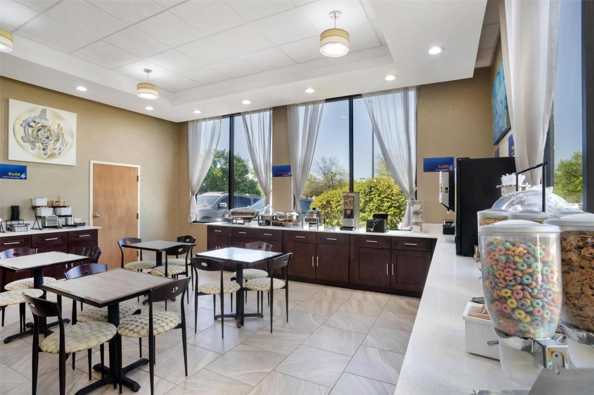 Best Western Inn & Suites Monroe Zewnętrze zdjęcie
