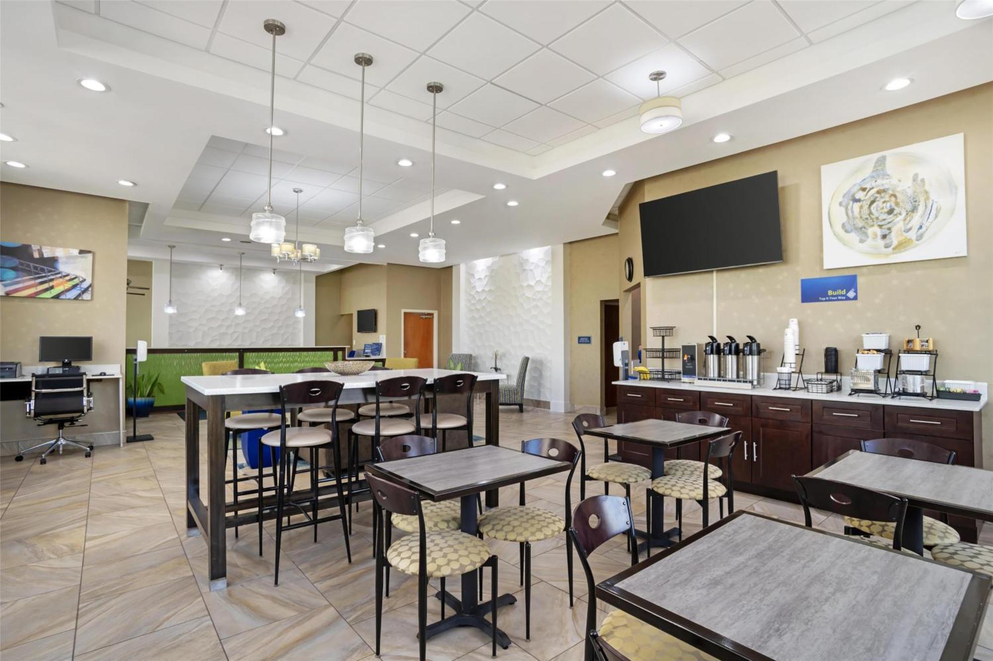 Best Western Inn & Suites Monroe Zewnętrze zdjęcie