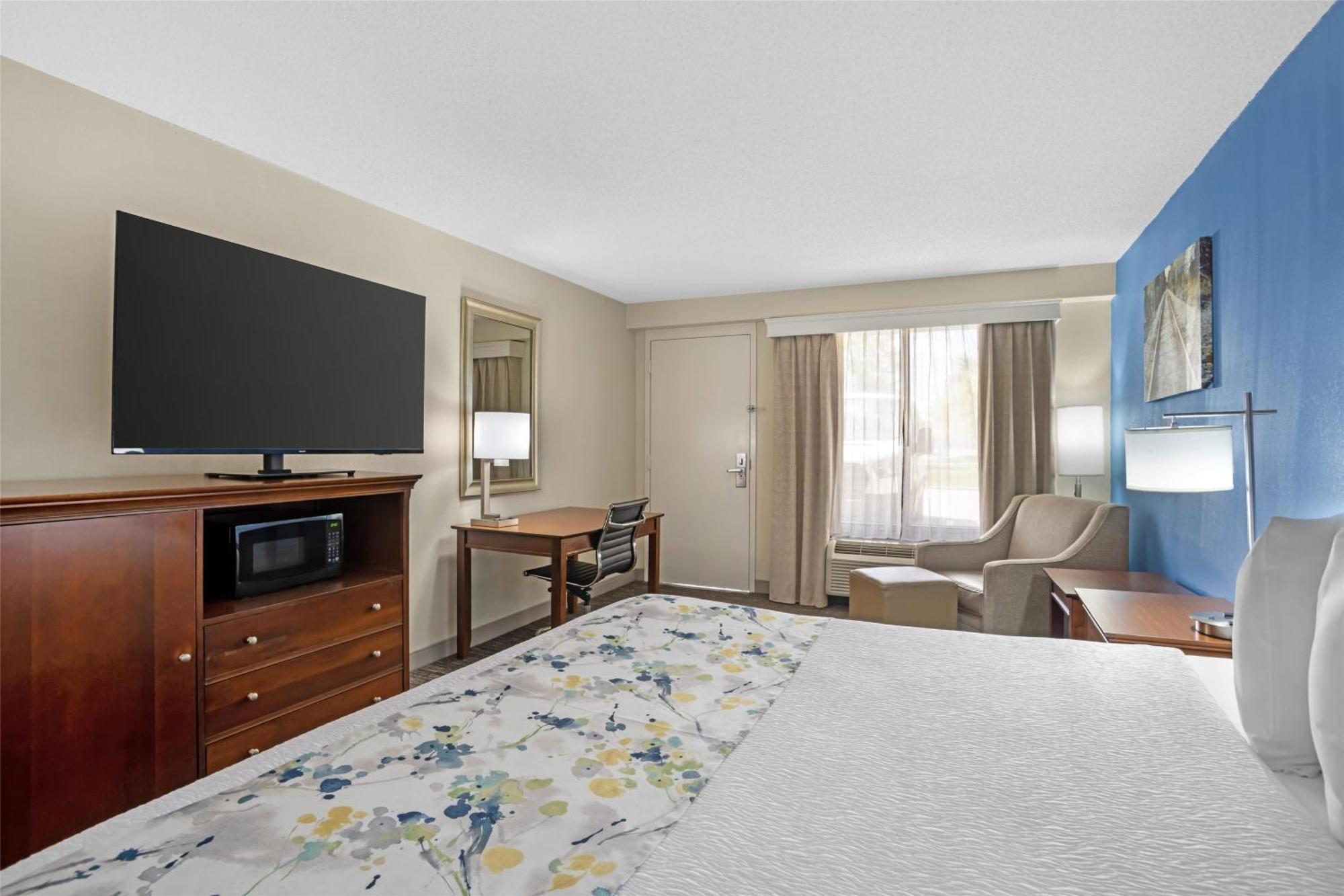 Best Western Inn & Suites Monroe Zewnętrze zdjęcie