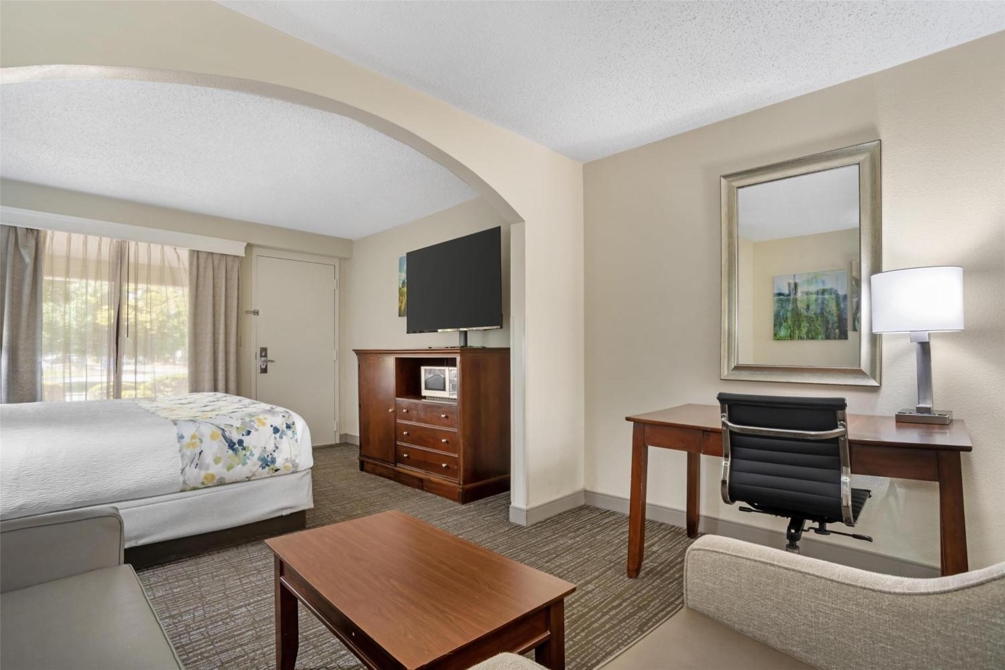 Best Western Inn & Suites Monroe Zewnętrze zdjęcie