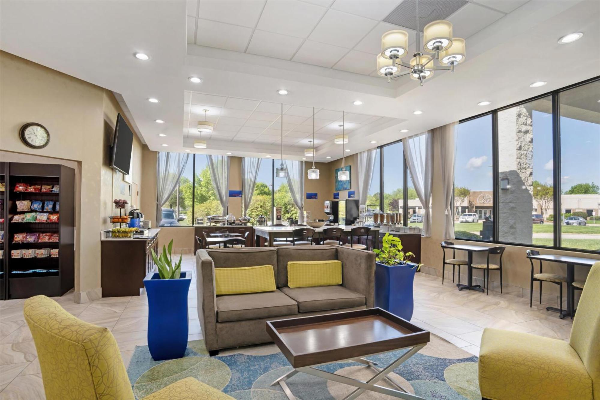 Best Western Inn & Suites Monroe Zewnętrze zdjęcie